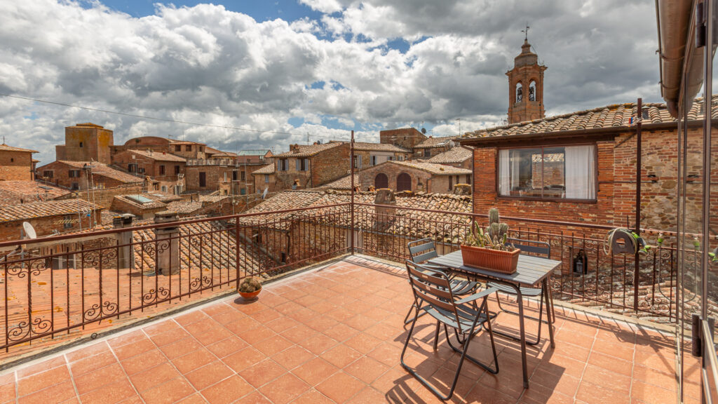LA TERRAZZA IN BORGO