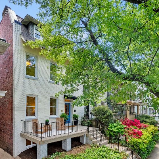 Choosing The Right Real Estate Agent