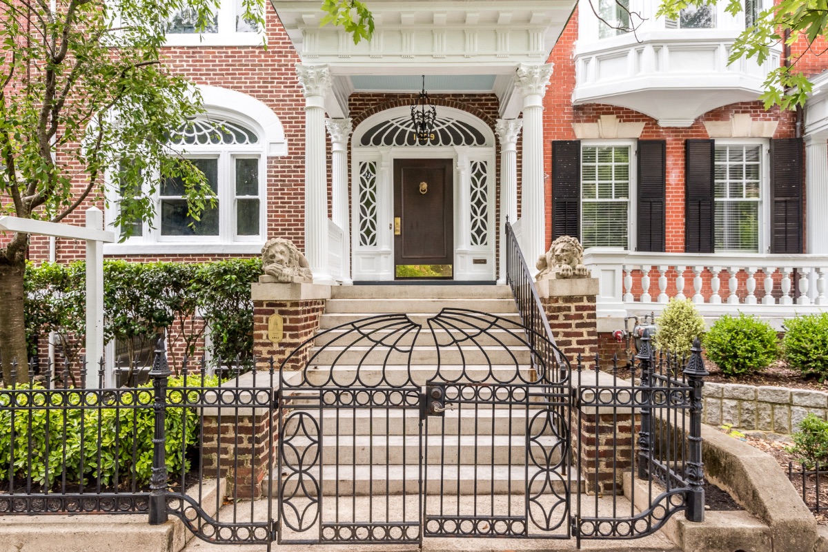 Using a REALTOR® who knows the Neighborhood